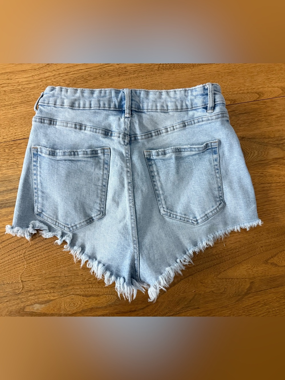 Zara Light Blue Frayed-Hem Denim Shorts - Picture 4 of 5